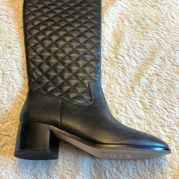 NWOT- Michael Kors tall leather boots size 6.5 - Picture 6 of 6